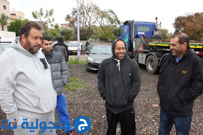 رفع قبة مسجد الروضة في جلجولية